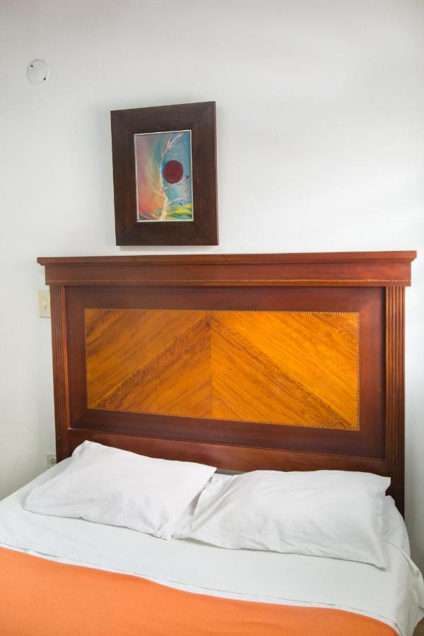 Spring City Hostel Medellin Ngoại thất bức ảnh