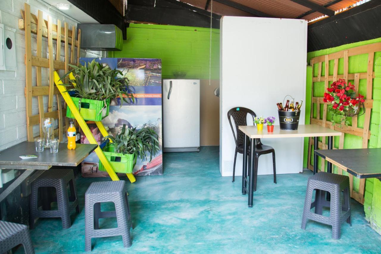 Spring City Hostel Medellin Ngoại thất bức ảnh